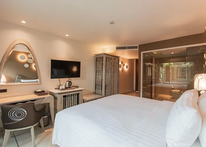 Rachabhura Hotel