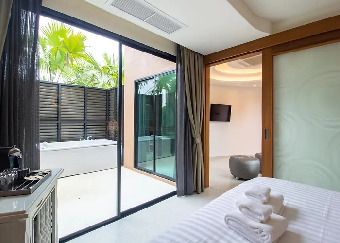 Rachabhura Hotel 5*